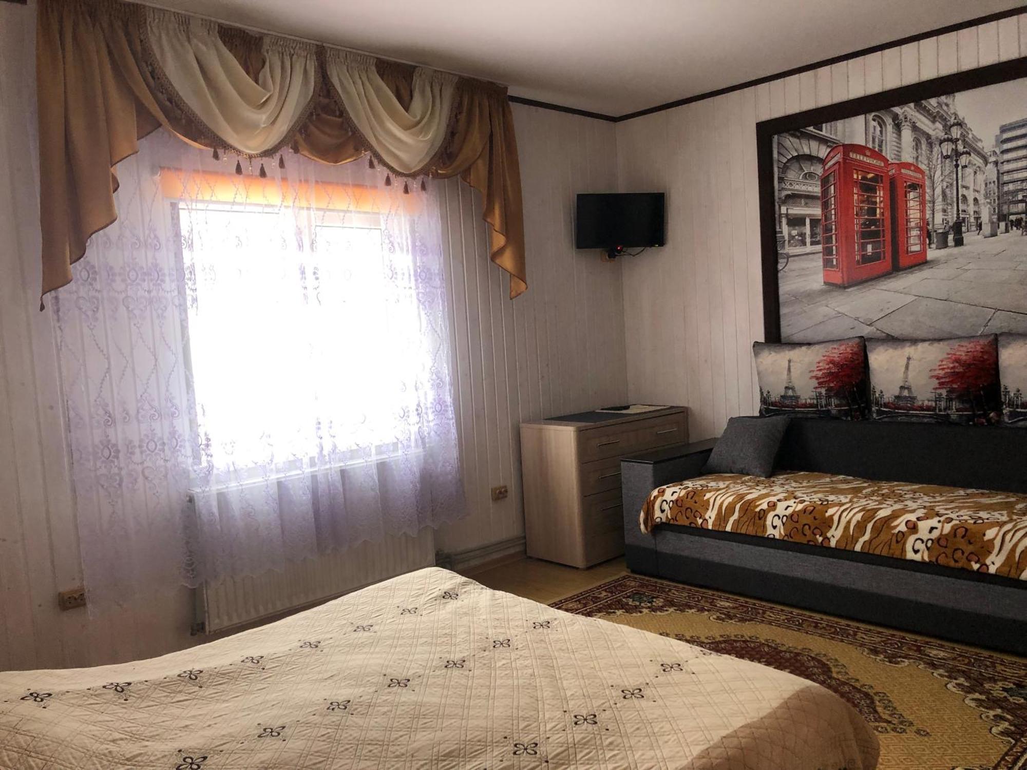 Біля Комори Pilipets Exteriér fotografie